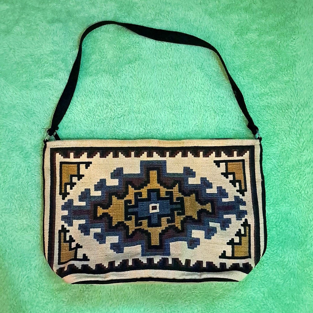 Saddle blanket purse